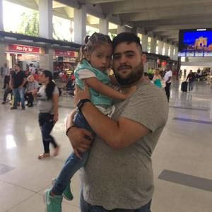 Meet your Posher, Juan camilo